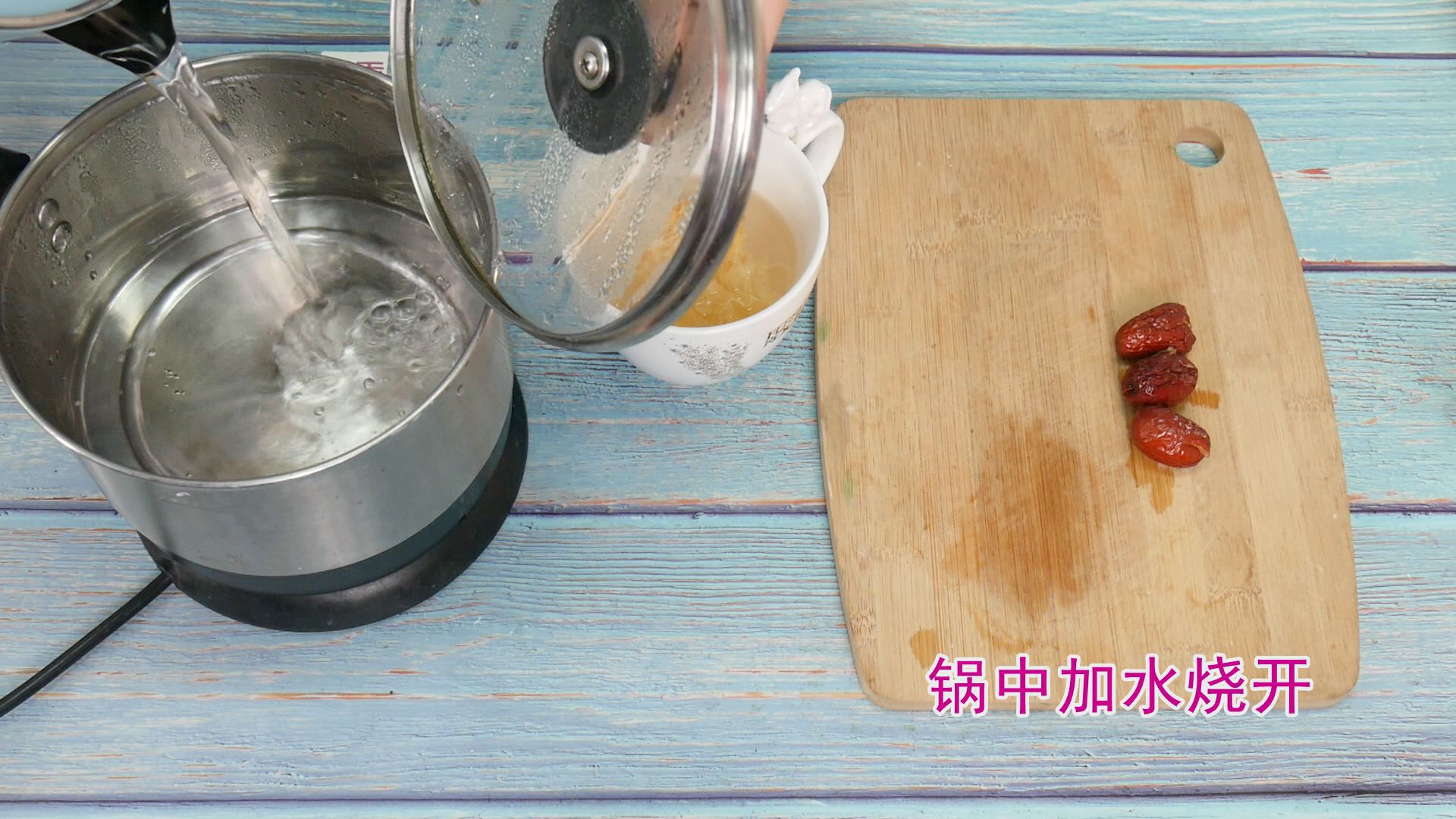 银耳红枣汤的功效原来这么多 想要变美的赶紧学 银耳红枣汤的功效