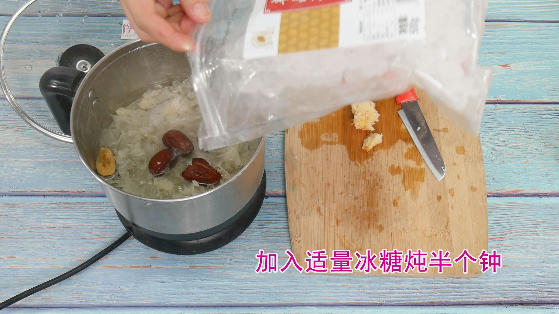 银耳红枣汤的功效原来这么多 想要变美的赶紧学 银耳红枣汤的功效