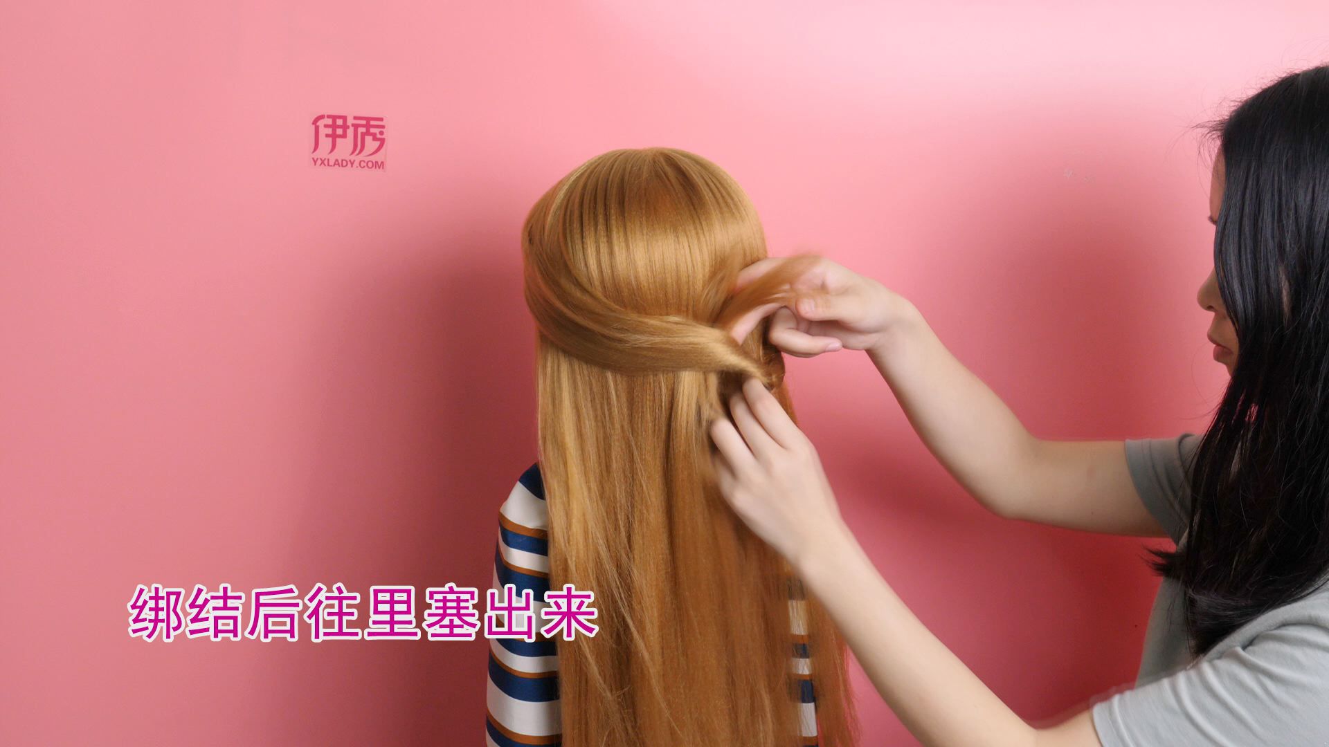 大饼脸女生适合什么发型 这种发型超显瘦 大饼脸女生适合什么发型