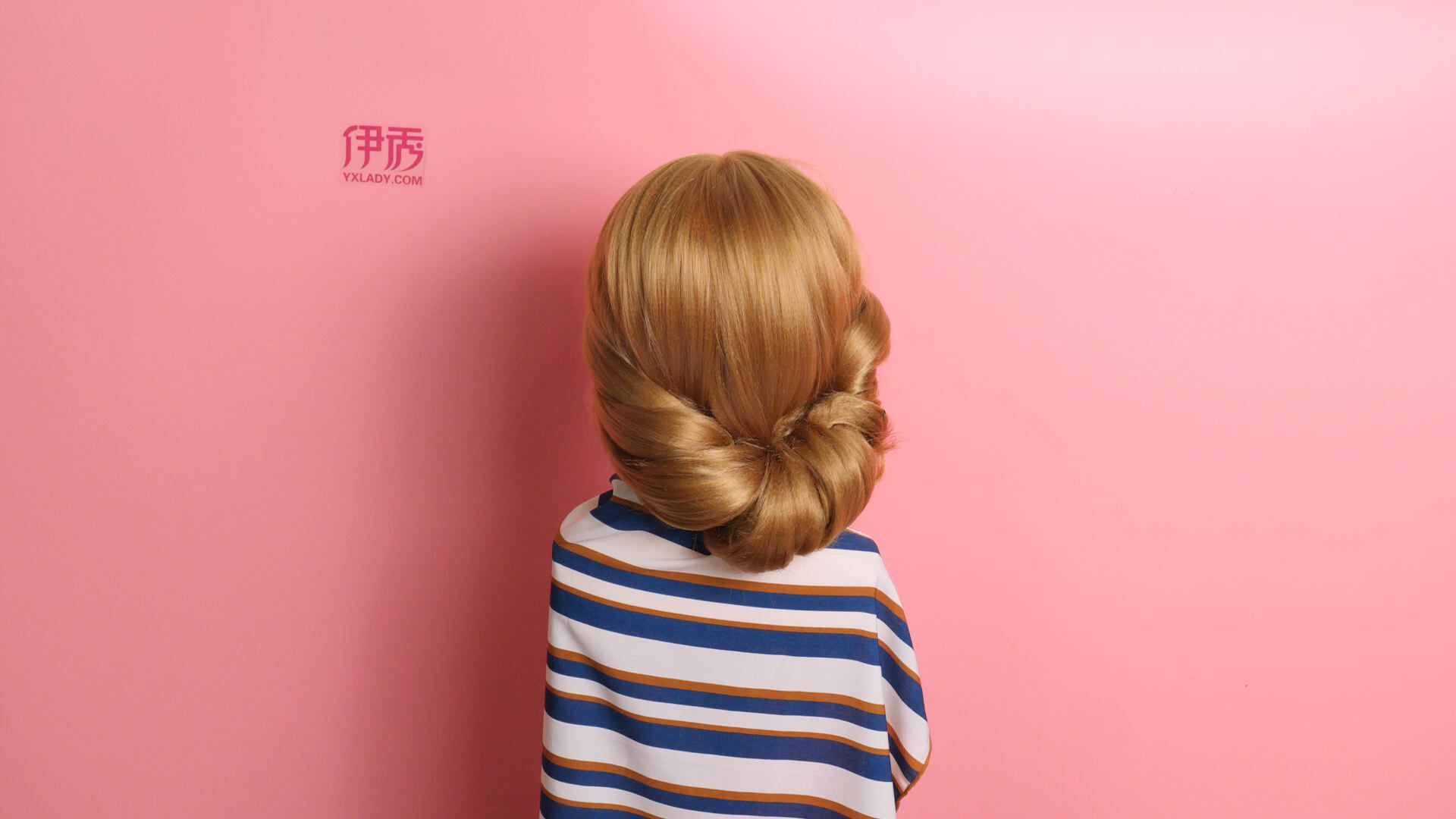 大饼脸女生适合什么发型 这种发型超显瘦 大饼脸女生适合什么发型