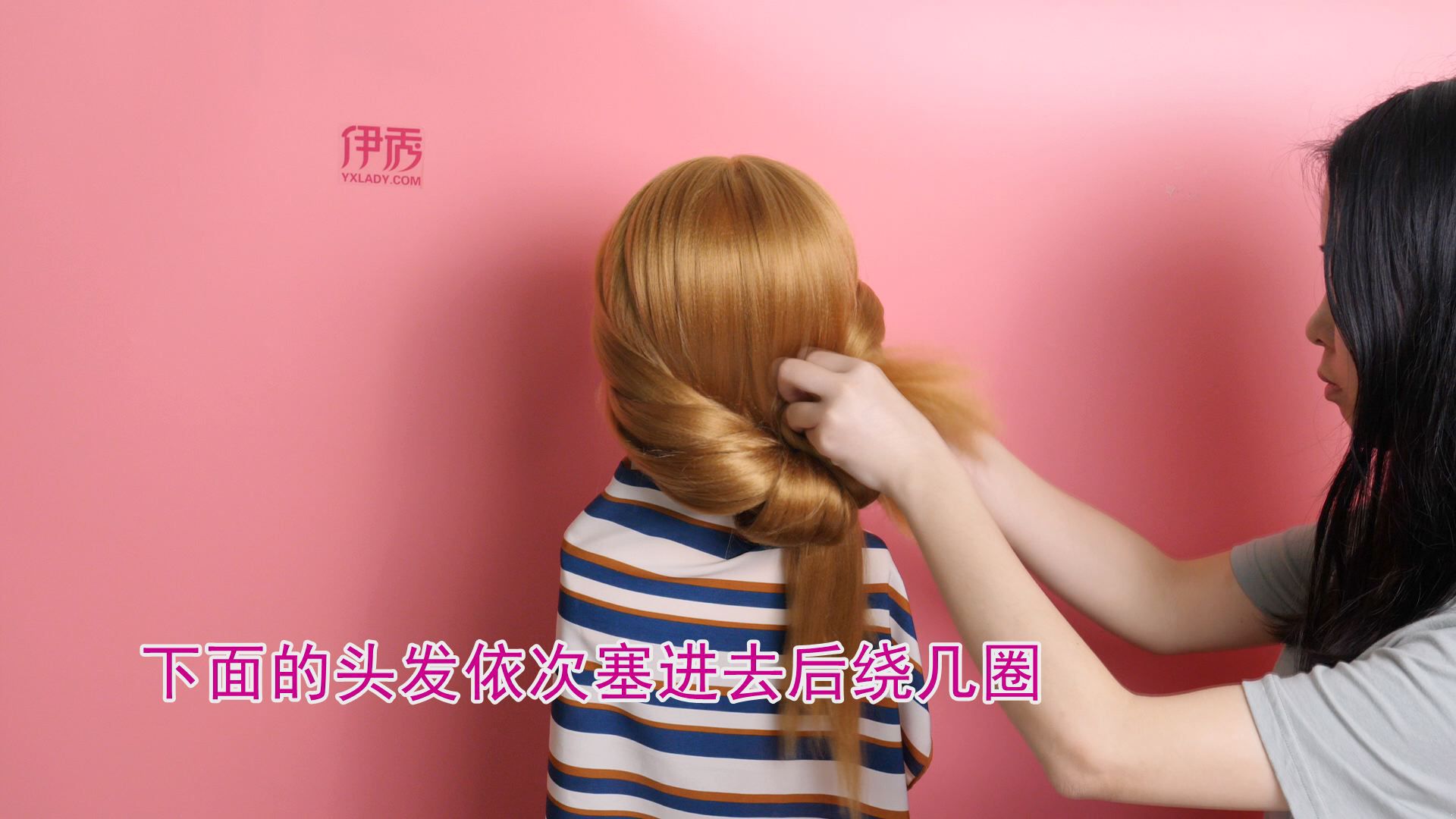 大饼脸女生适合什么发型 这种发型超显瘦 大饼脸女生适合什么发型