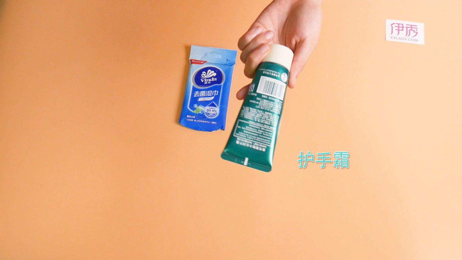 护手霜可以用来擦脸吗?同样护肤但千万不要这样做! 护手霜能擦脸吗