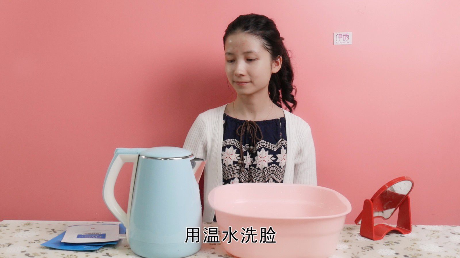 冬天怎么敷面膜 这两个技巧可以使效果事半功倍 冬天怎么敷面膜|怎么敷面膜|