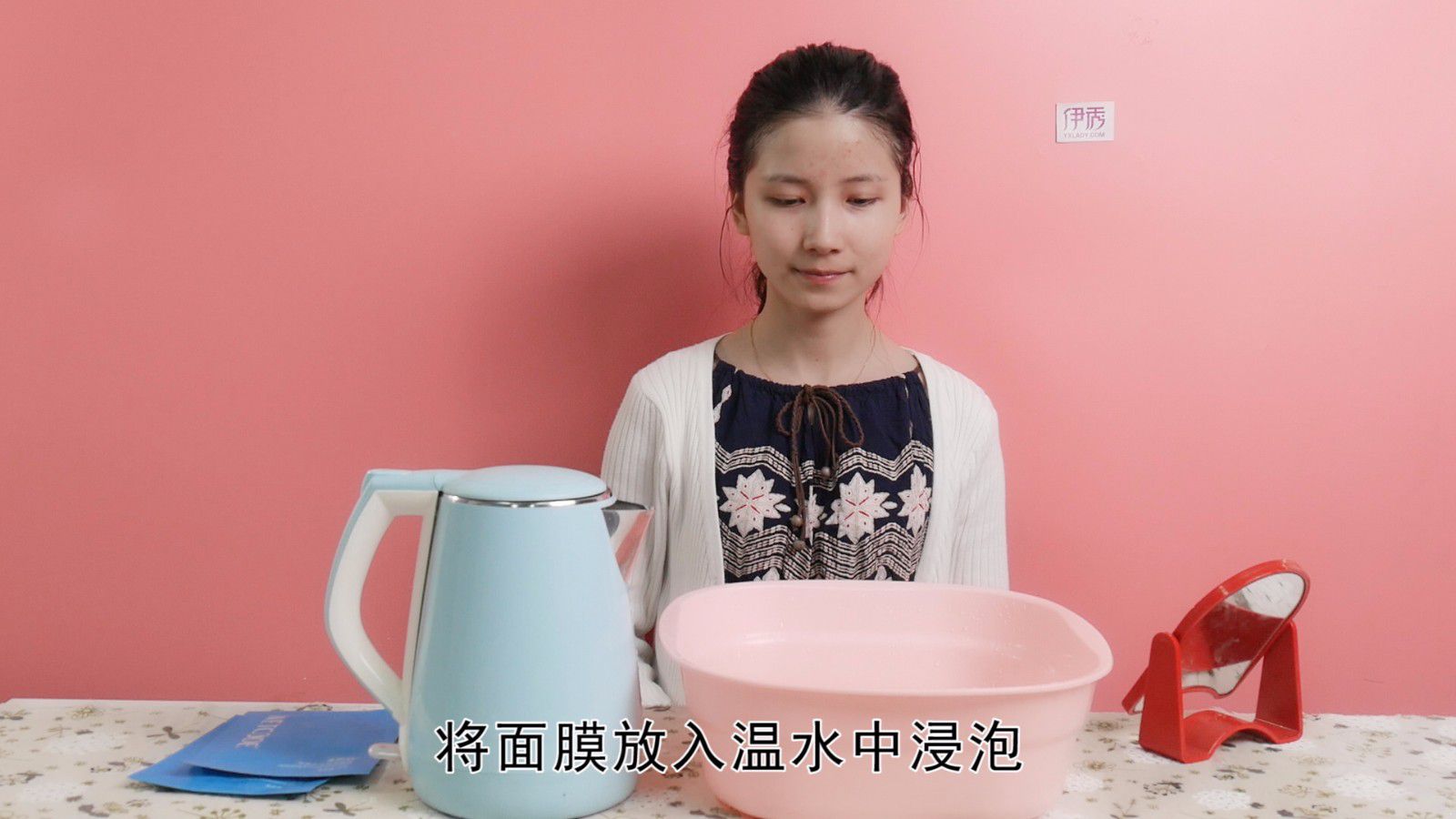 冬天怎么敷面膜 这两个技巧可以使效果事半功倍 冬天怎么敷面膜|怎么敷面膜|