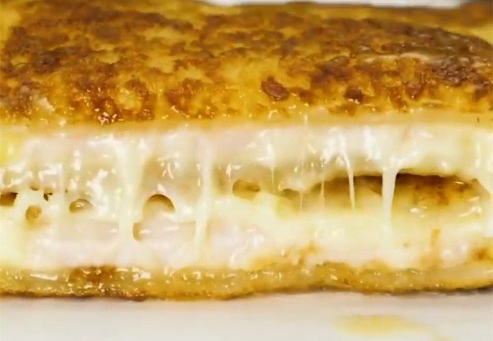 34 DELICIOUS FOOD HACKS WITH CHEESE AND OTHER GOODIES.mp4.00_02_56_13.ֹ001_.jpg